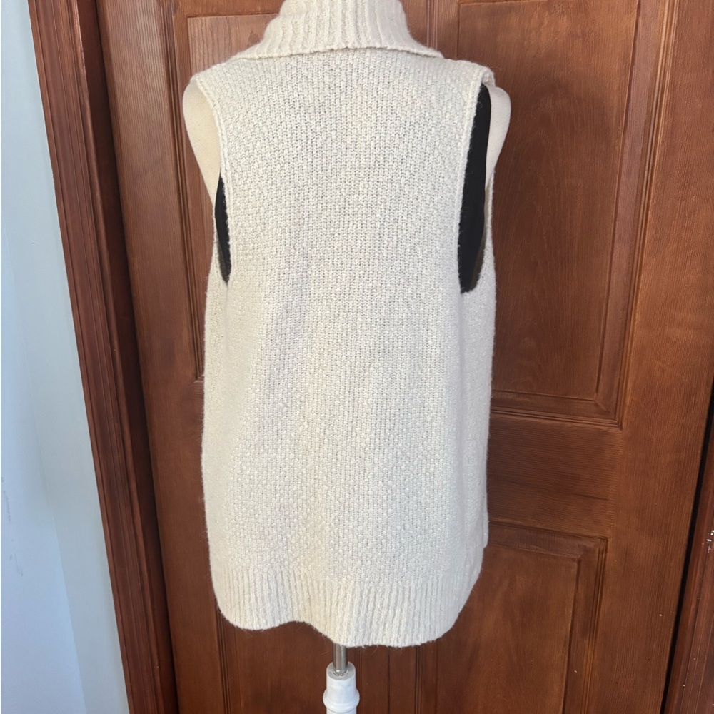 Loft vest - Picture 9 of 11